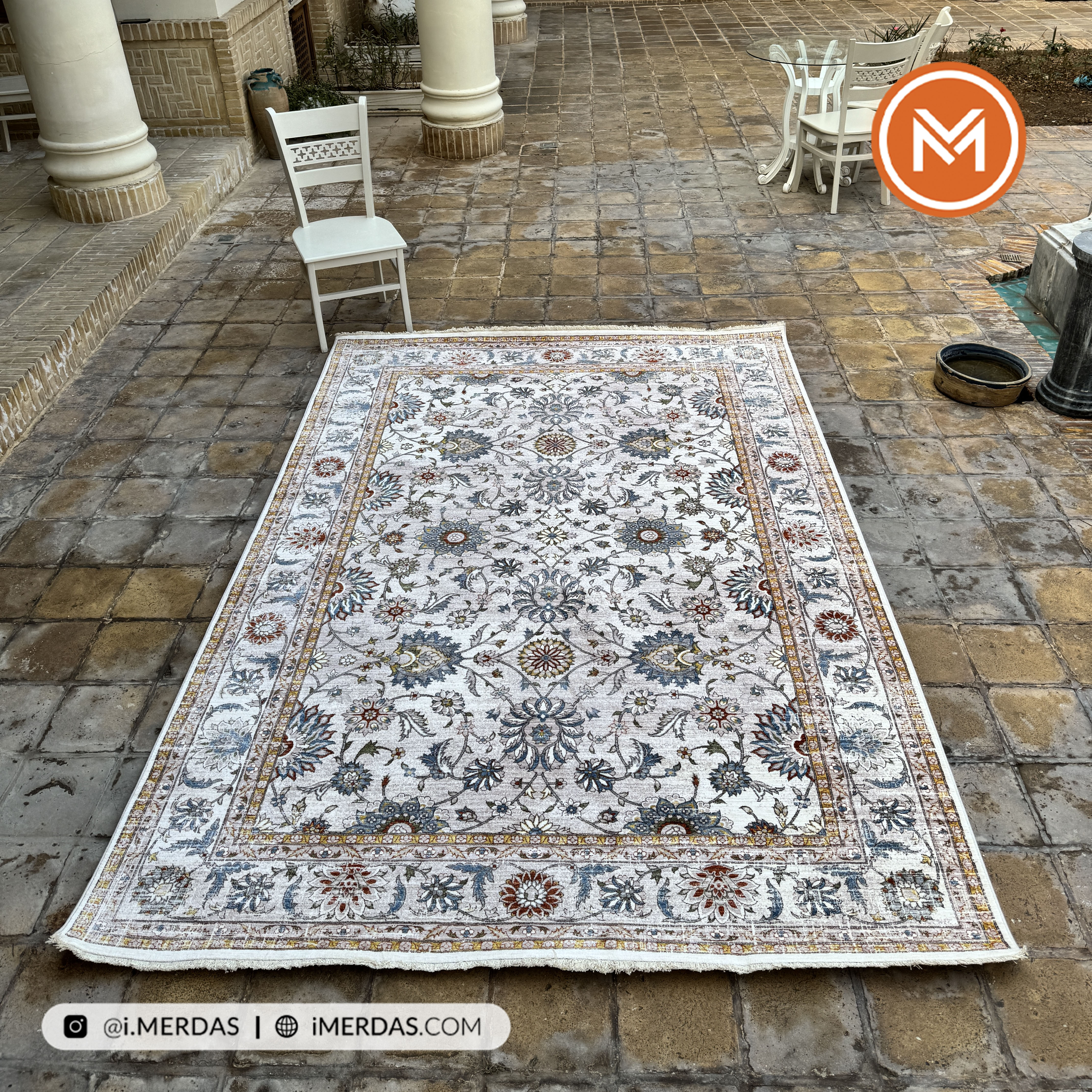 فرش وینتیج کد 76005 زمینه کرم بژ